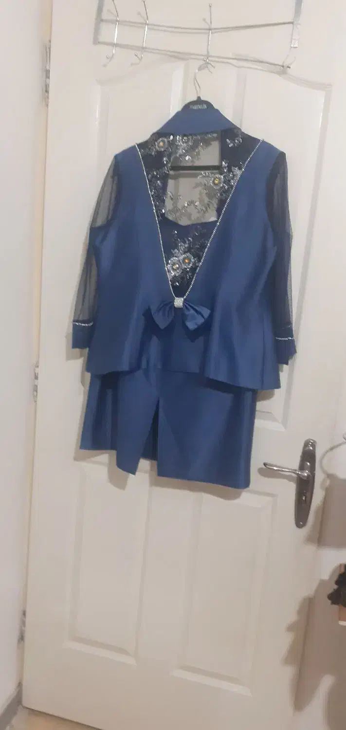 کتودامنمانتومجلسی|لباس|اراک, |دیوار