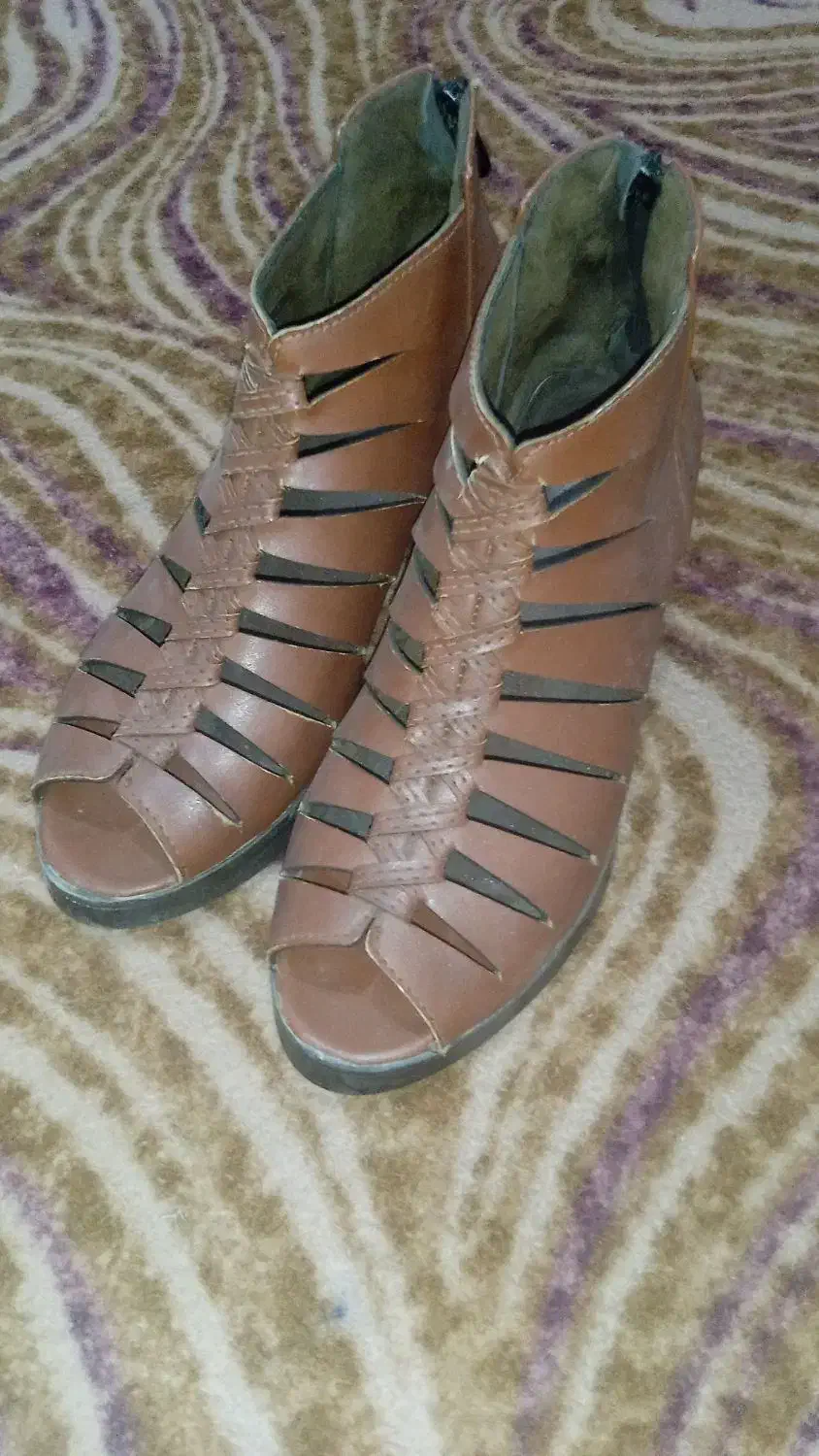 چند جفت چرم کفش سایز38|کیف، کفش، کمربند|شوشتر, |دیوار