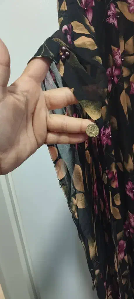 تعداد لباس مجلسی محلی حریر و پولکی|لباس|فردیس, سپید دشت|دیوار