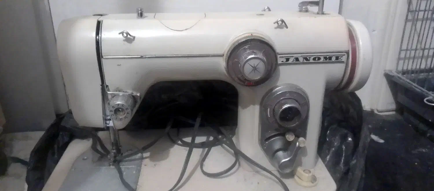 چرخ مادگی ژانومه مدل 672|چرخ خیاطی و ریسندگی|تهران, والفجر (افسریه)|دیوار