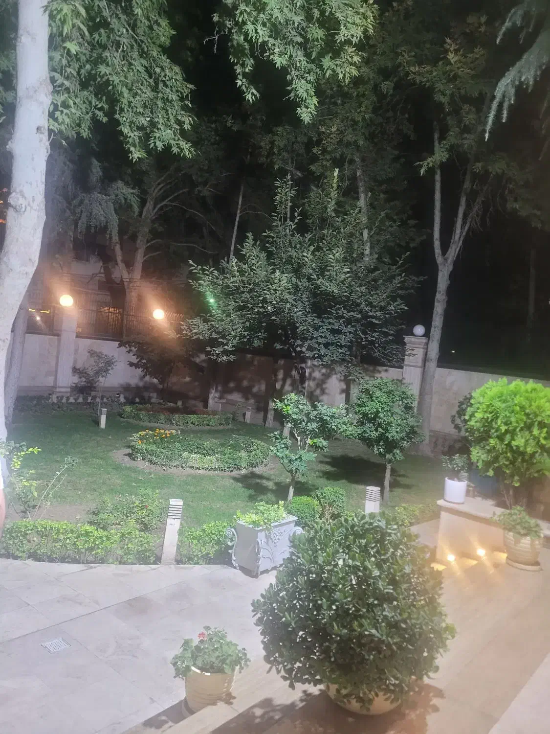 145متر زعفرانیه ۸۵مترقدرالسهم ۱۵۰۰حیاط مشجر|فروش آپارتمان|تهران, زعفرانیه|دیوار