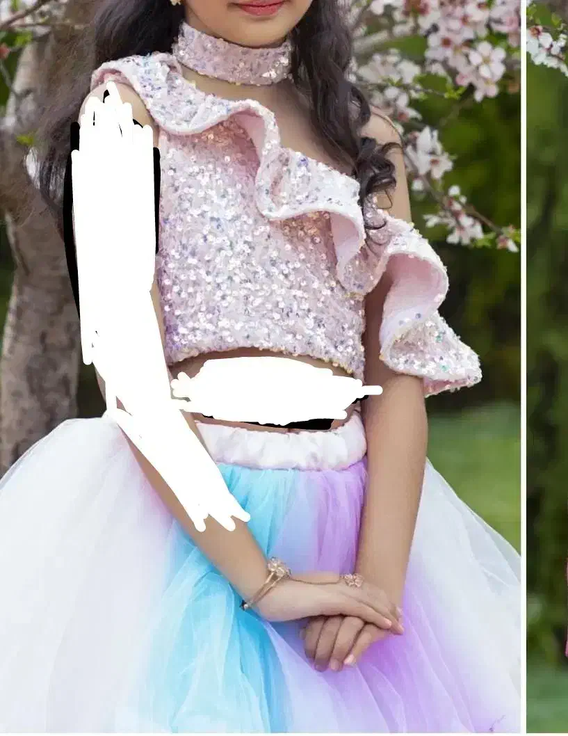 فروش توافقی و فوری لباس دخترانه کودک مناسب ۸تا ۱۰|کفش و لباس بچه|شیراز, باغ تخت|دیوار