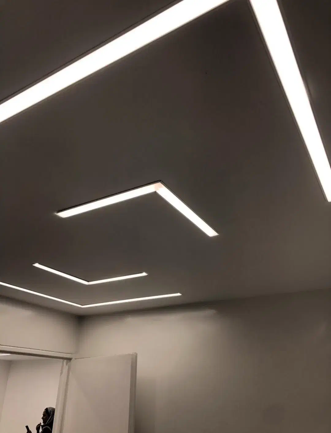 برقکار گمرک نواب هلال احمر عباسی جوادیه بریانک|خدمات پیشه و مهارت|تهران, عباسی|دیوار