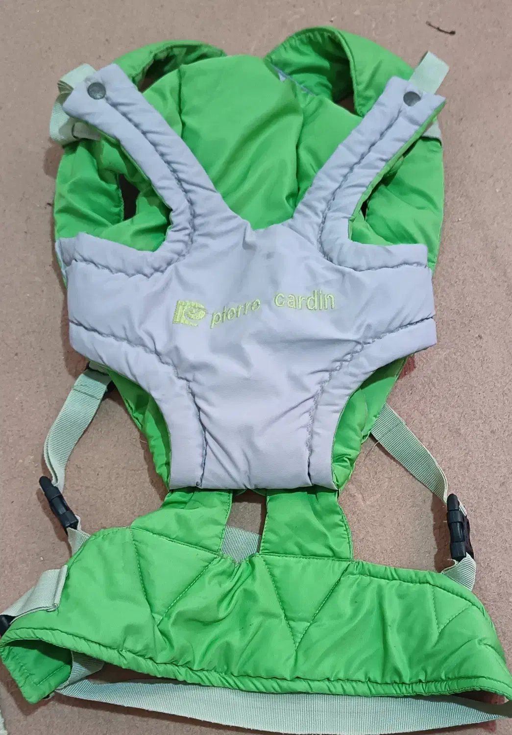 آغوشی وکیف نوزاد|اسباب و اثاث بچه|قوچان, |دیوار