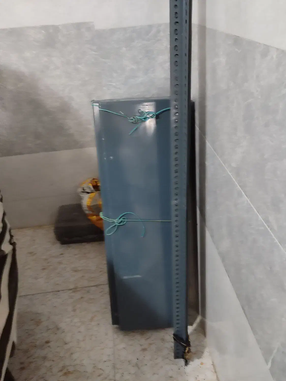 قفسه دیواری فلزی|کتابخانه، شلف، قفسه‌های دیواری|سنندج, |دیوار