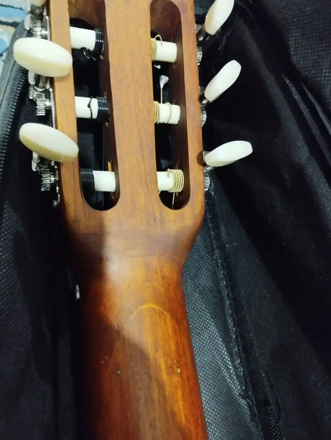 گیتار کلاسیک دست‌ساز خارجی|گیتار، بیس، امپلیفایر|کرج, شهرک بنفشه|دیوار