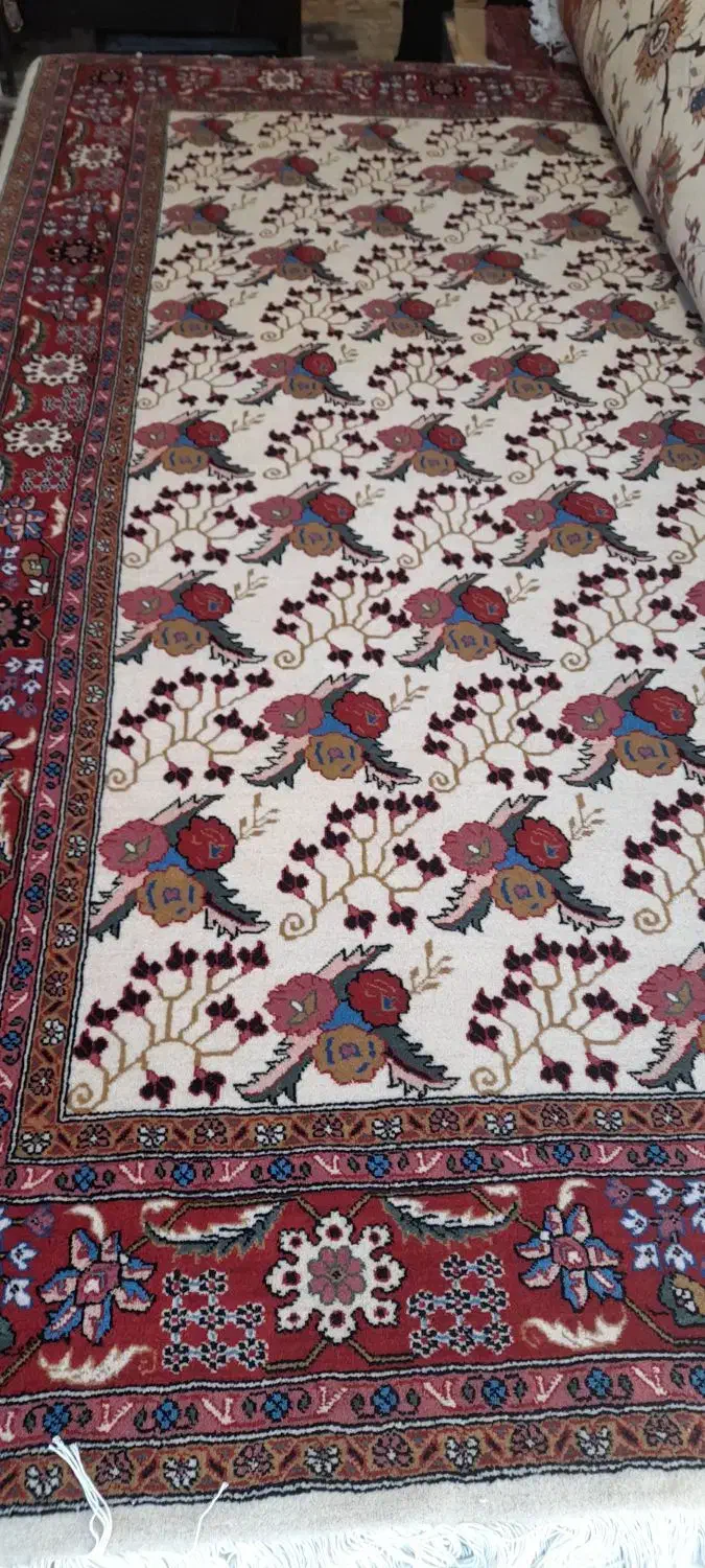 فرش دستباف گل رز|فرش|اردبیل, |دیوار