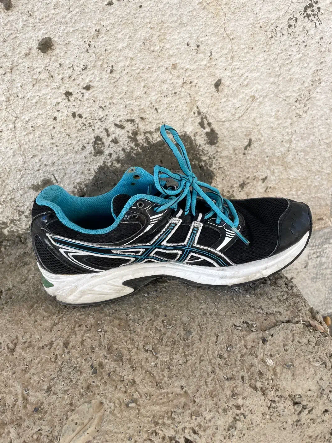 کفش آسیکس اورجینال|کیف، کفش، کمربند|قروه, |دیوار