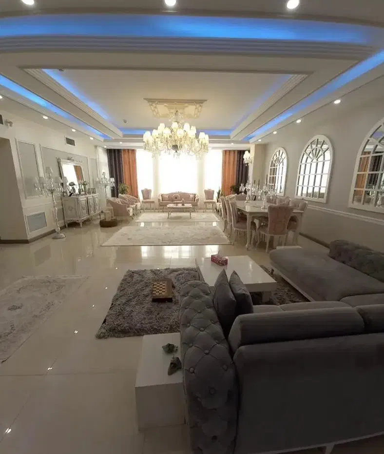 129متر۲خ/سه ساله واقعی/فول امکانات/مقداد