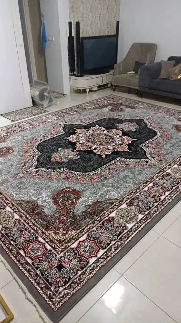 دوتخته فرش ۱۲ متری نو نو اکیند ۷۰۰ شانه رنگ توسی|فرش|کرج, باغستان|دیوار