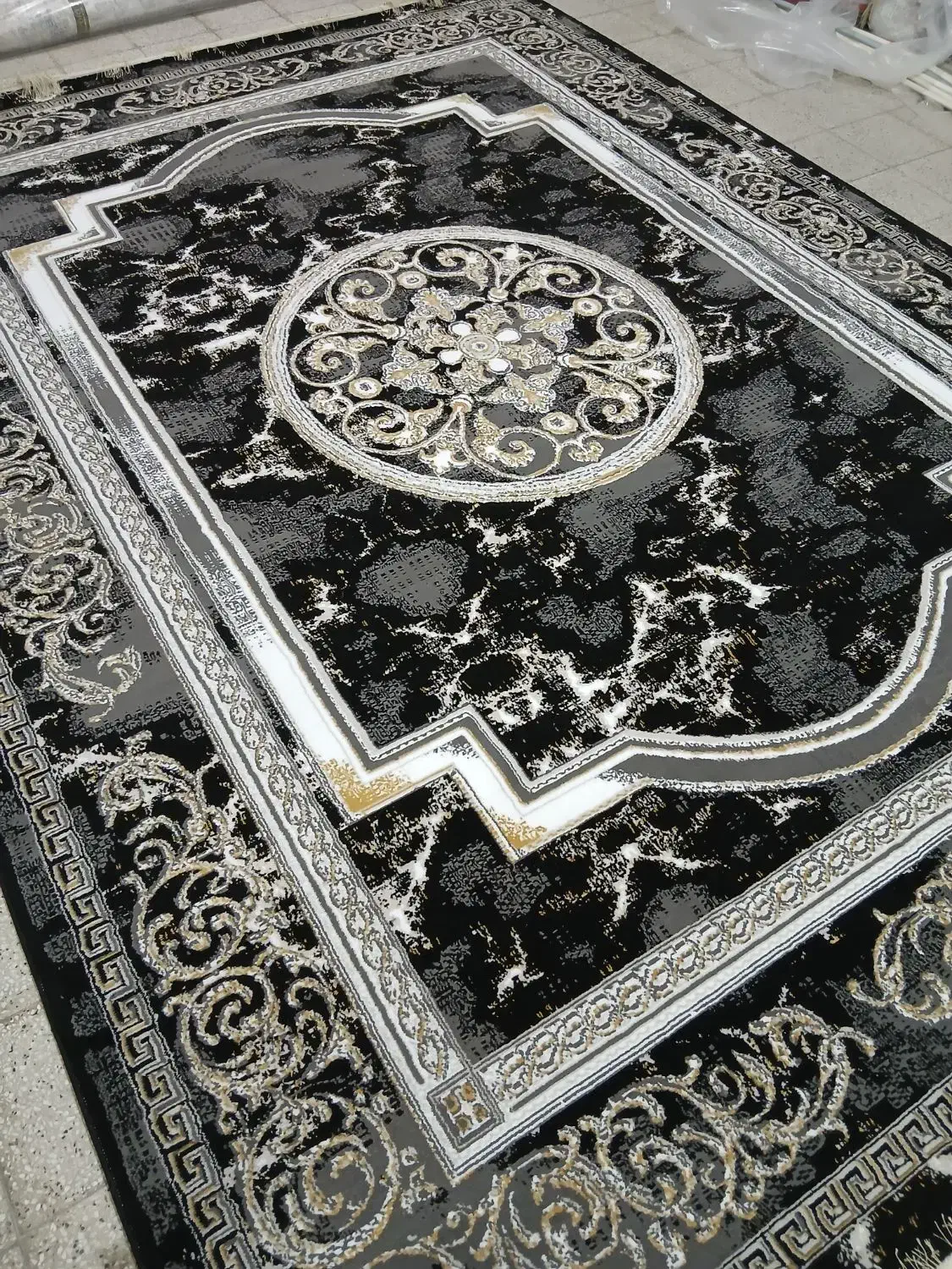 یک جفت فرش ۱۲ متری طرح ۷۰۰ نو آکبند مناسب جهیزیه|فرش|باغستان, |دیوار