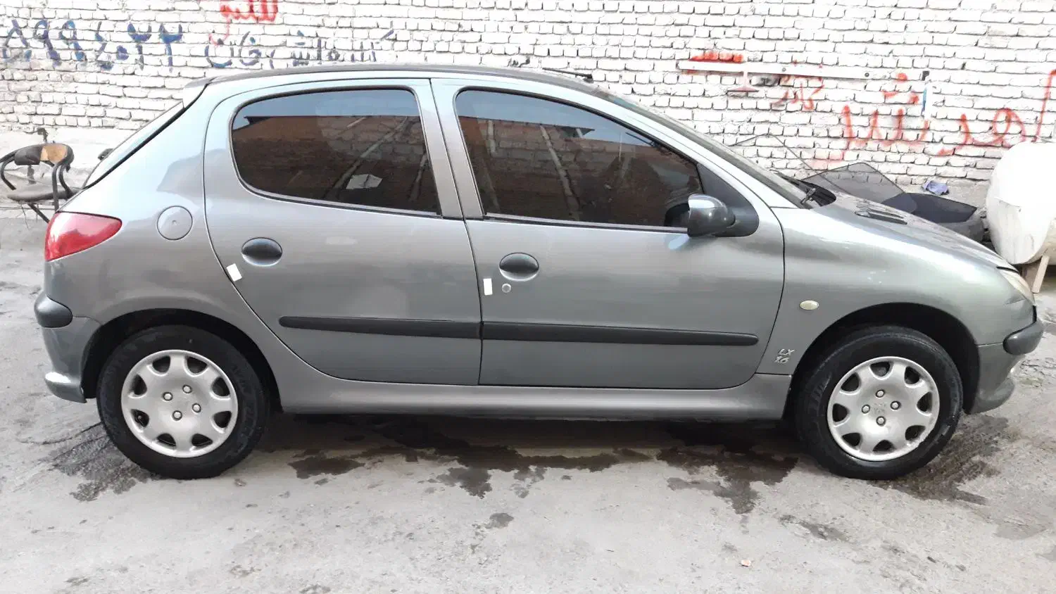 پژو ۲۰۶ خاکستری تیپ۲ مدل ۸۶|خودرو سواری و وانت|خوی, |دیوار