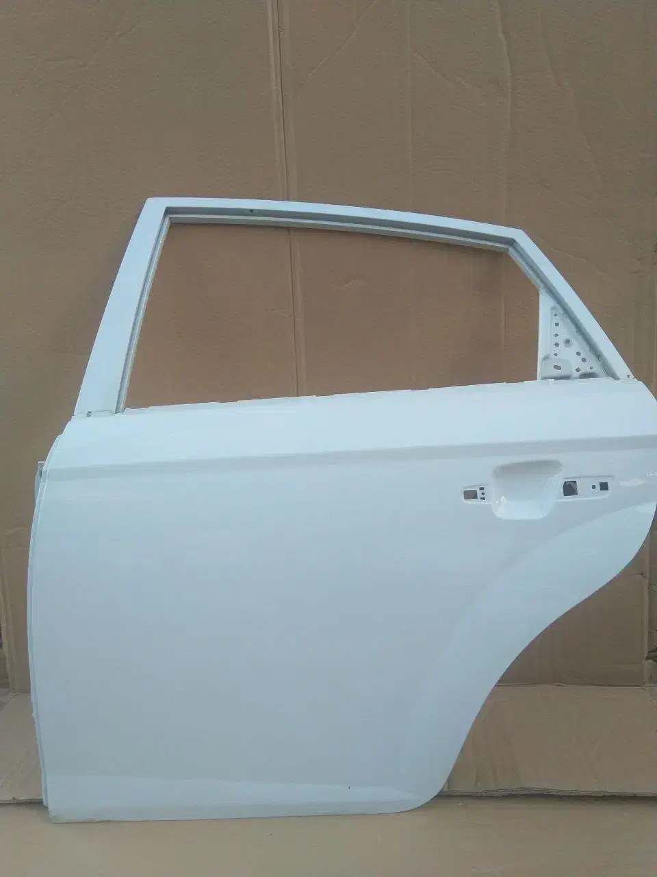 قطعات بدنه رنگ شده ایران خودرو و سایپا|خدمات موتور و ماشین|کرمانشاه, |دیوار