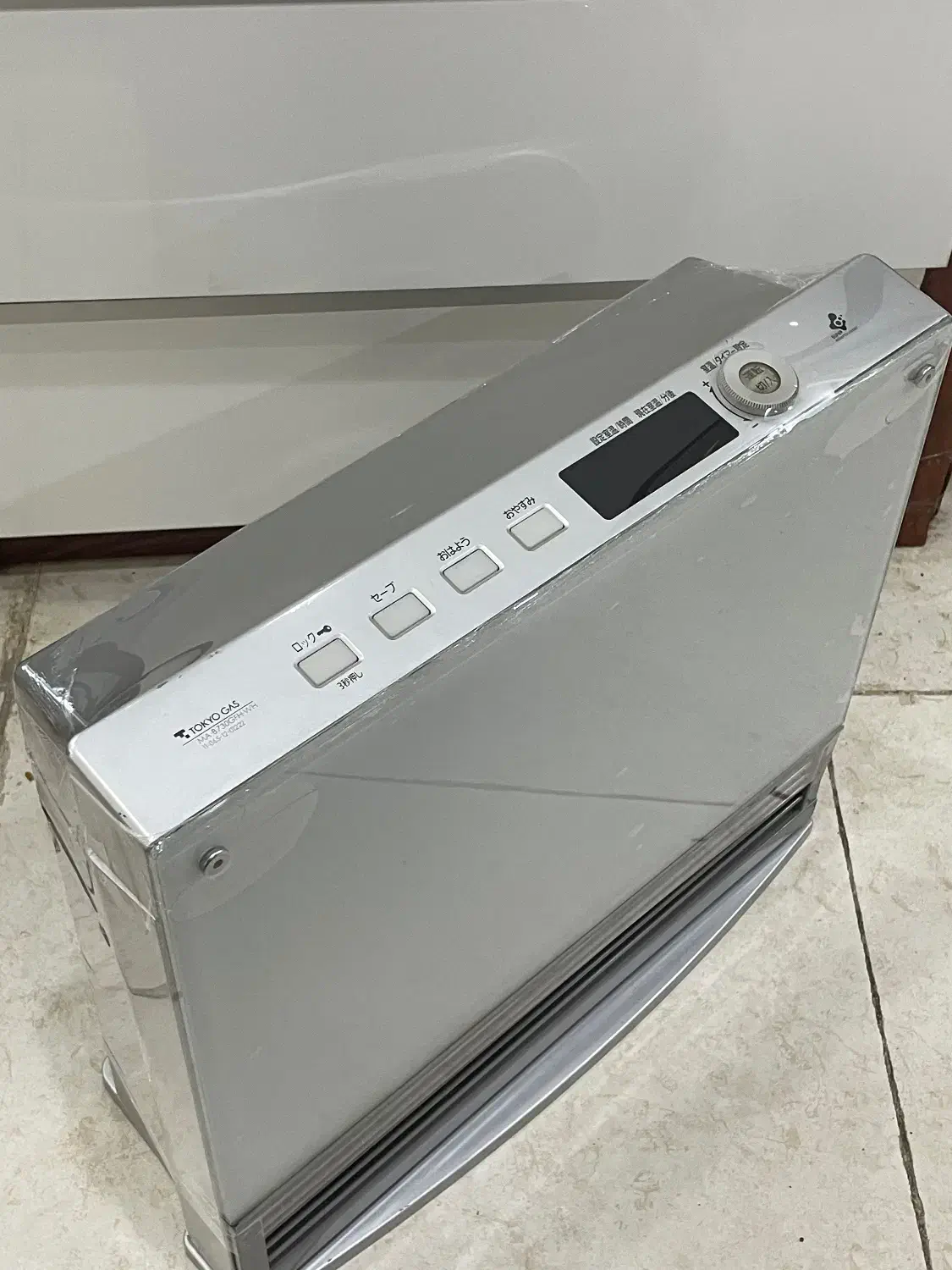 بخاری گازی شیشه ای ( بدون دودکش )|بخاری، هیتر، شومینه|رشت, دیلمان|دیوار