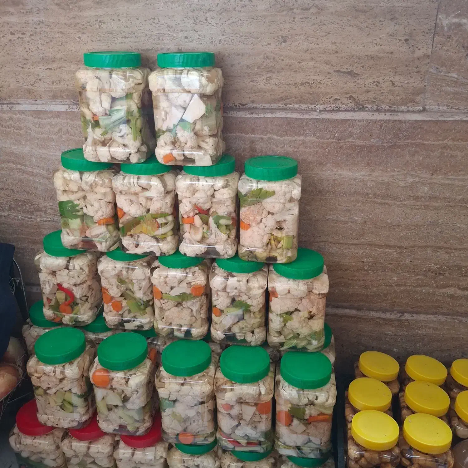 ترشی گل کلم|خوردنی و آشامیدنی|رشت, نظری|دیوار