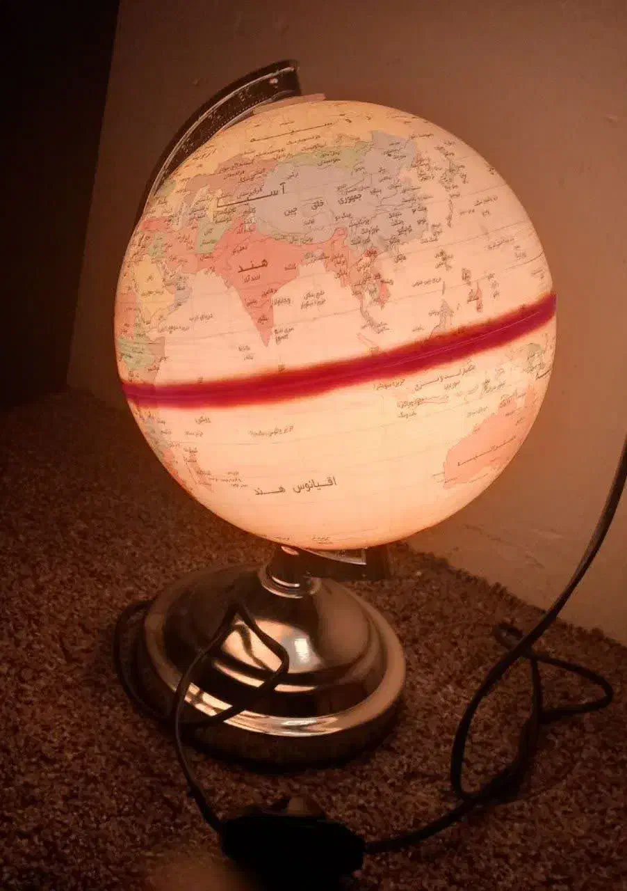 چراغ خواب. چراغ خواب طرح کره زمین|چراغ خواب و آباژور|مشهد, بهارستان|دیوار