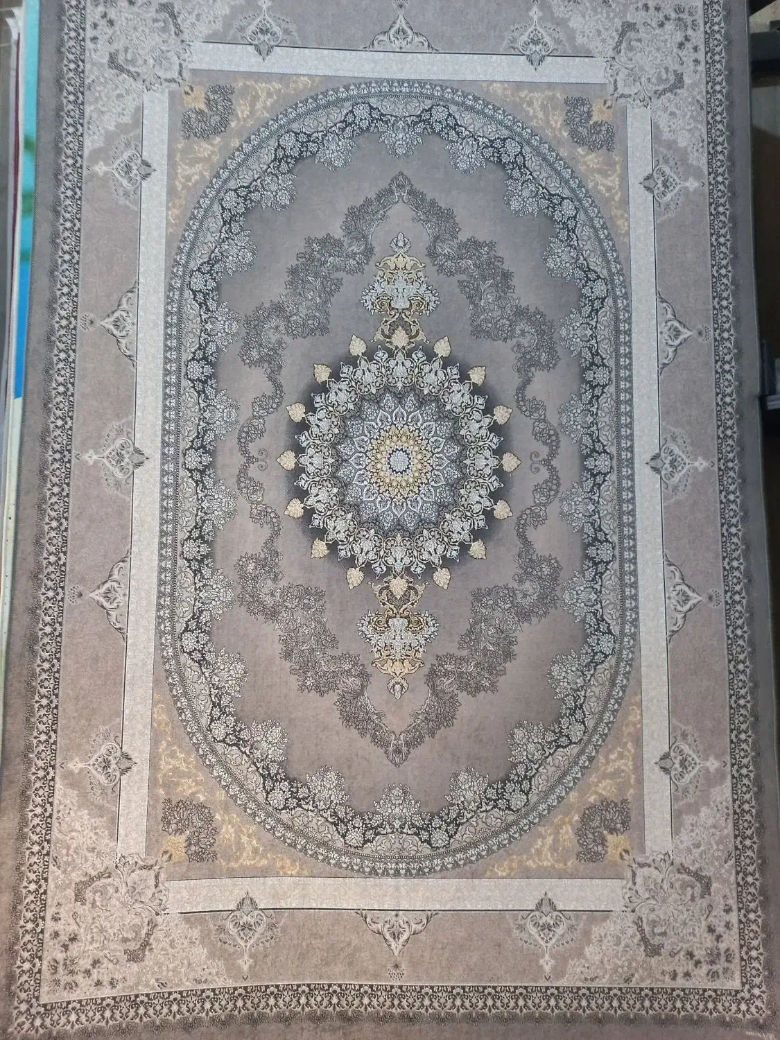 مخمل فرش ضمانت دار کد ۶۷۵ برند اکسین فرش|فرش|اصفهان, لیمجیر|دیوار