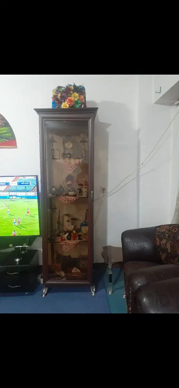 بوفه معاوضه با کمد سفید|بوفه، ویترین، کنسول|مریوان, |دیوار