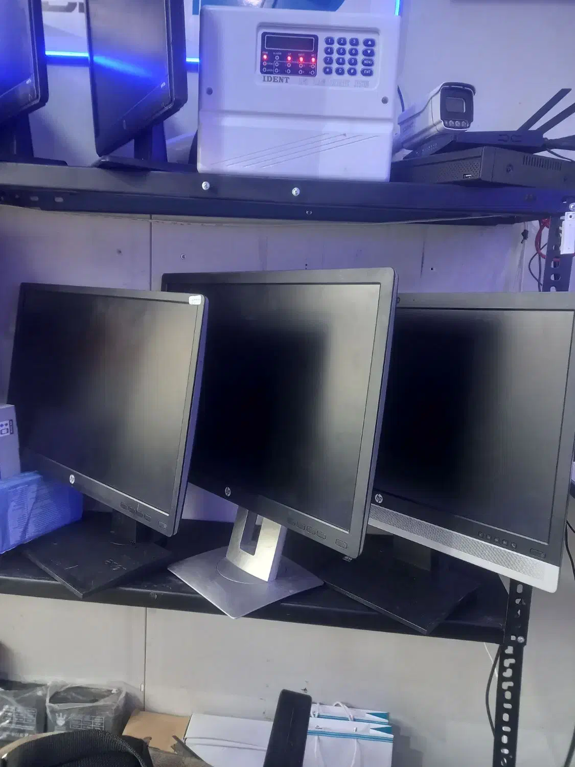 فروش ویژه مانیتور های استوک|قطعات و لوازم جانبی رایانه|اصفهان, رکن الدوله شرقی|دیوار