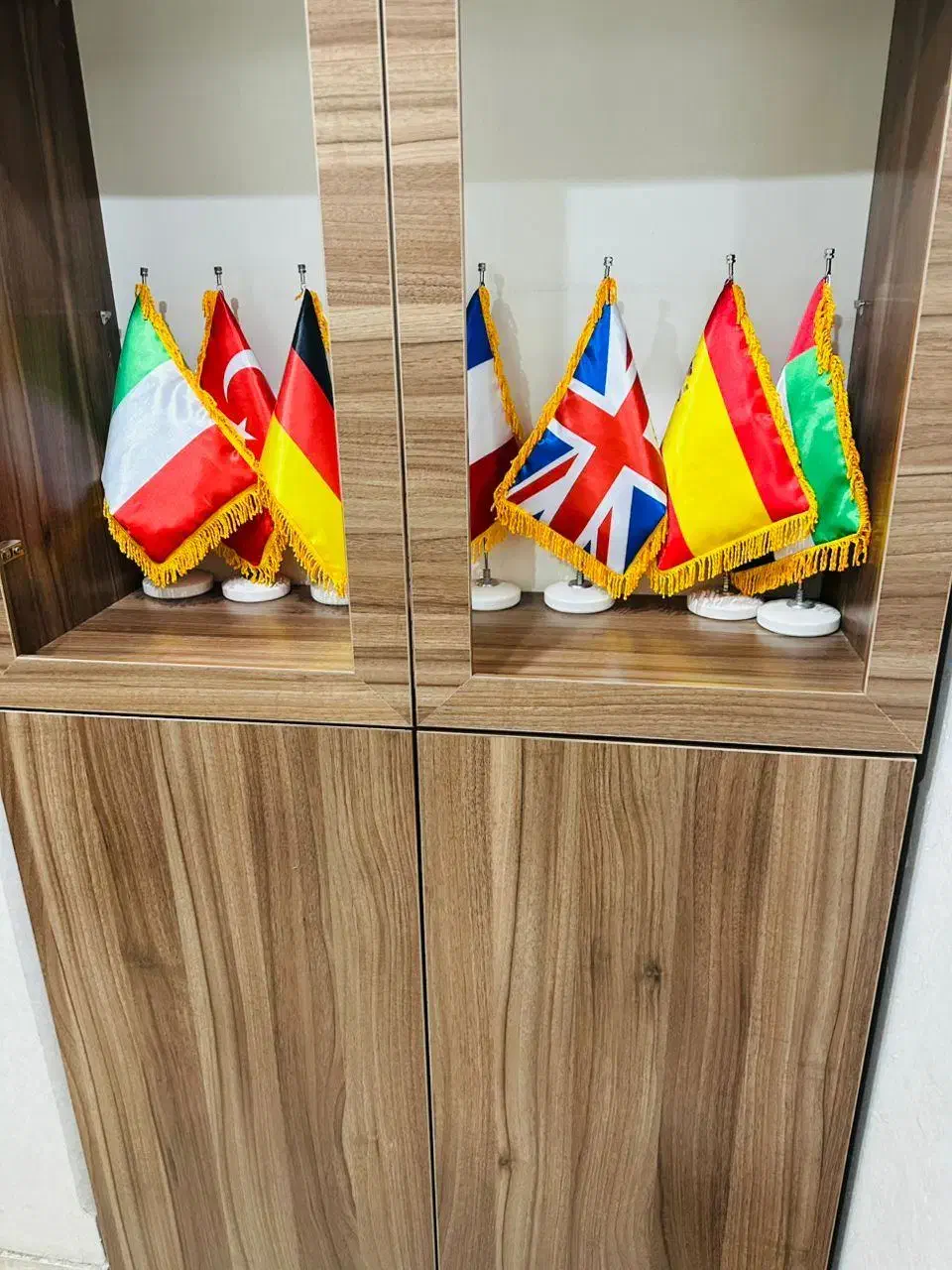 دارالترجمه رسمی تهران ترجمه فوری مدارک با مهر رسمی|خدمات پیشه و مهارت|تهران, سازمان برنامه شمالی|دیوار