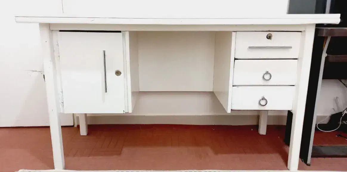 وسایل شیک لاکچری نو آک جهیزیه سیسمونی بعلت مهاجرت|حراج|قم, آزادگان|دیوار