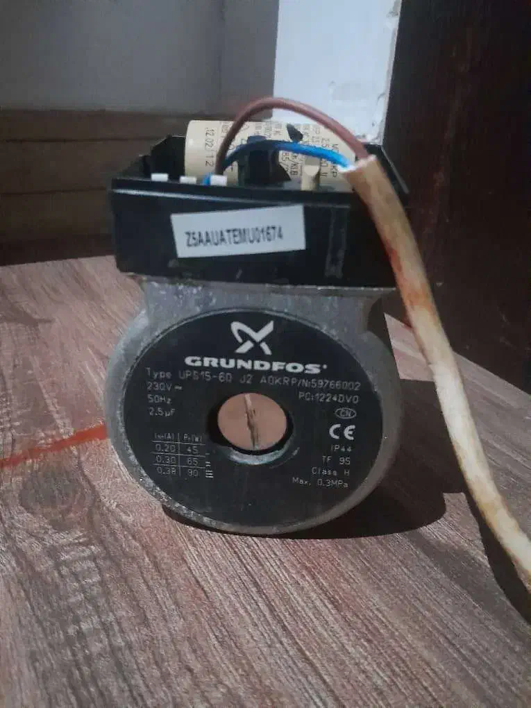 تعمیرات تخصصی انواع پکیج و آبگرمکن ایرانی و خارجی|خدمات پیشه و مهارت|رشت, دباغیان|دیوار