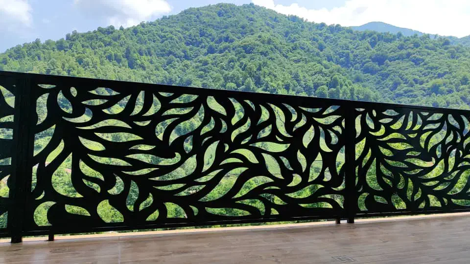 نرده سی ان سی.حفاظ.درب .تولیدی|خدمات پیشه و مهارت|رشت, جانبازان|دیوار