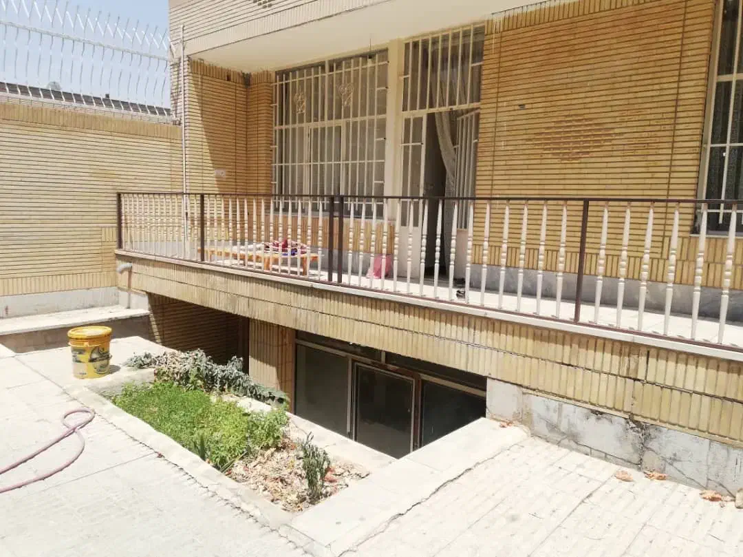 رهن منزل ویلایی|اجارهٔ خانه و ویلا|شاهین‌شهر, مخابرات (شهید بهشتی)|دیوار