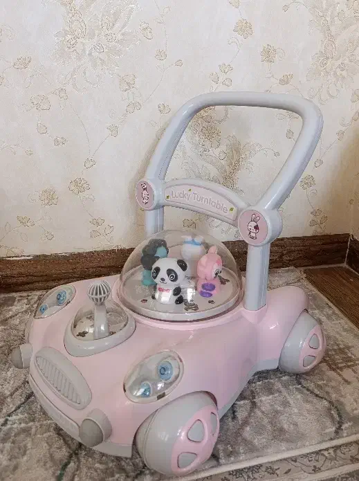 واکر کودک طرح ماشین موزیکال چراغدار خارجی|اسباب و اثاث بچه|نهاوند, |دیوار