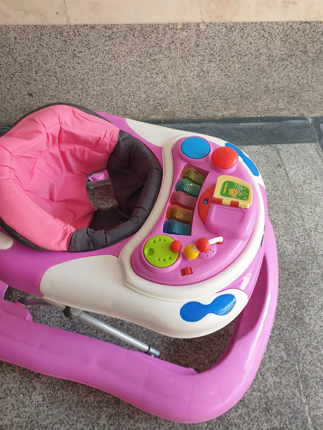 روروئک دخترانه موزیکال|کالسکه و لوازم جانبی|تهران, بنیهاشم|دیوار