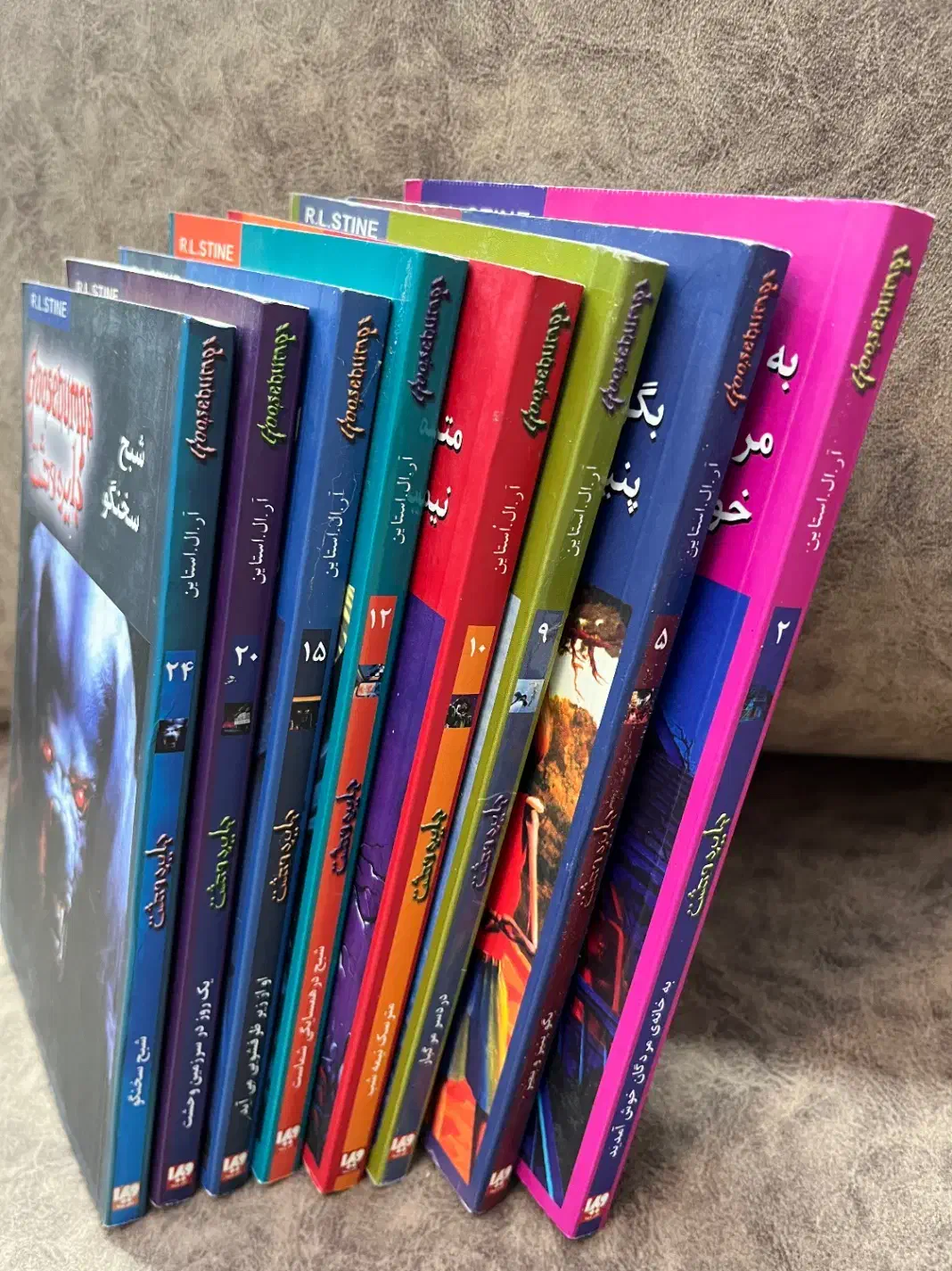 کتاب|کتاب و مجله ادبی|تهران, یوسف‌آباد|دیوار