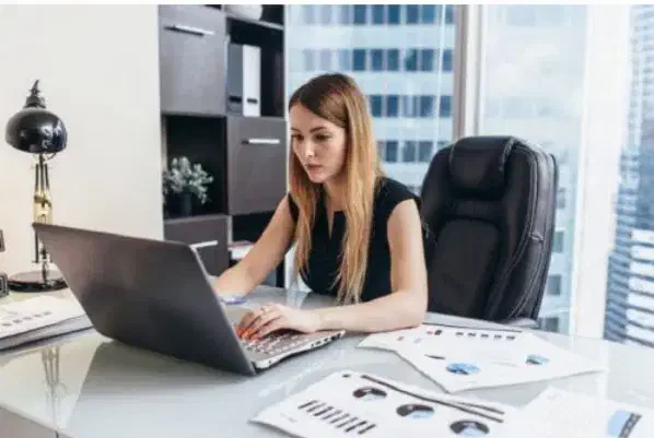 حسابدار حرفه ای خانم|استخدام مالی، حسابداری، حقوقی|تهران, یافت‌آباد|دیوار