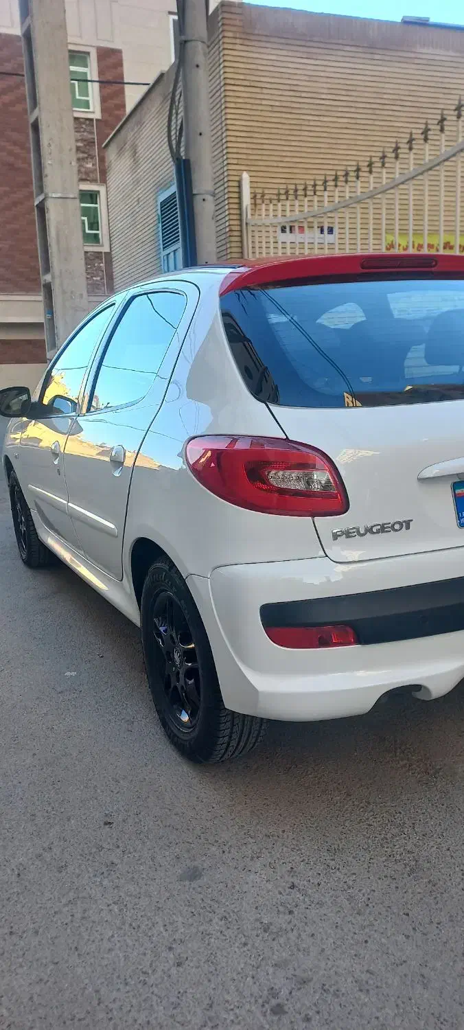 ۲۰۷mcاتوماتیک|خودرو سواری و وانت|اصفهان, مشکین|دیوار