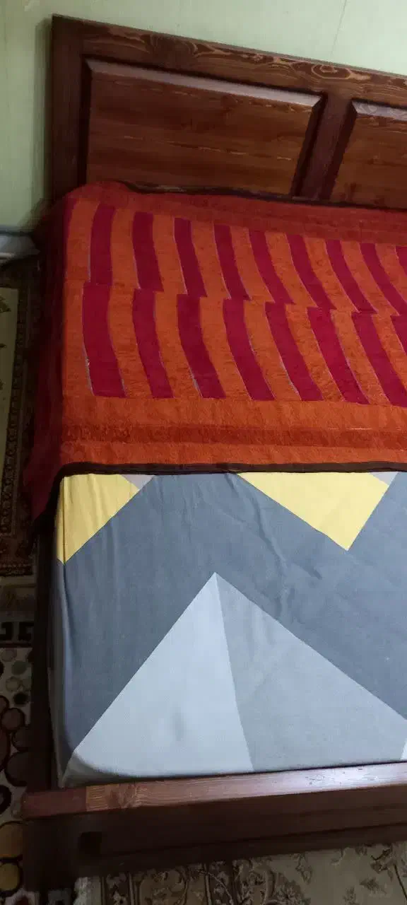 تخت خواب چوب روس|تخت و سرویس خواب|نظرآباد, نظرآباد|دیوار