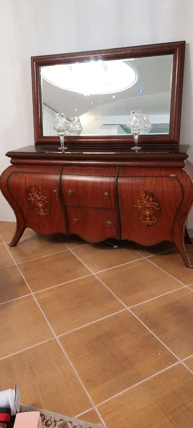 آینه کنسول برند|بوفه، ویترین، کنسول|مشهد, تربیت (صدف)|دیوار