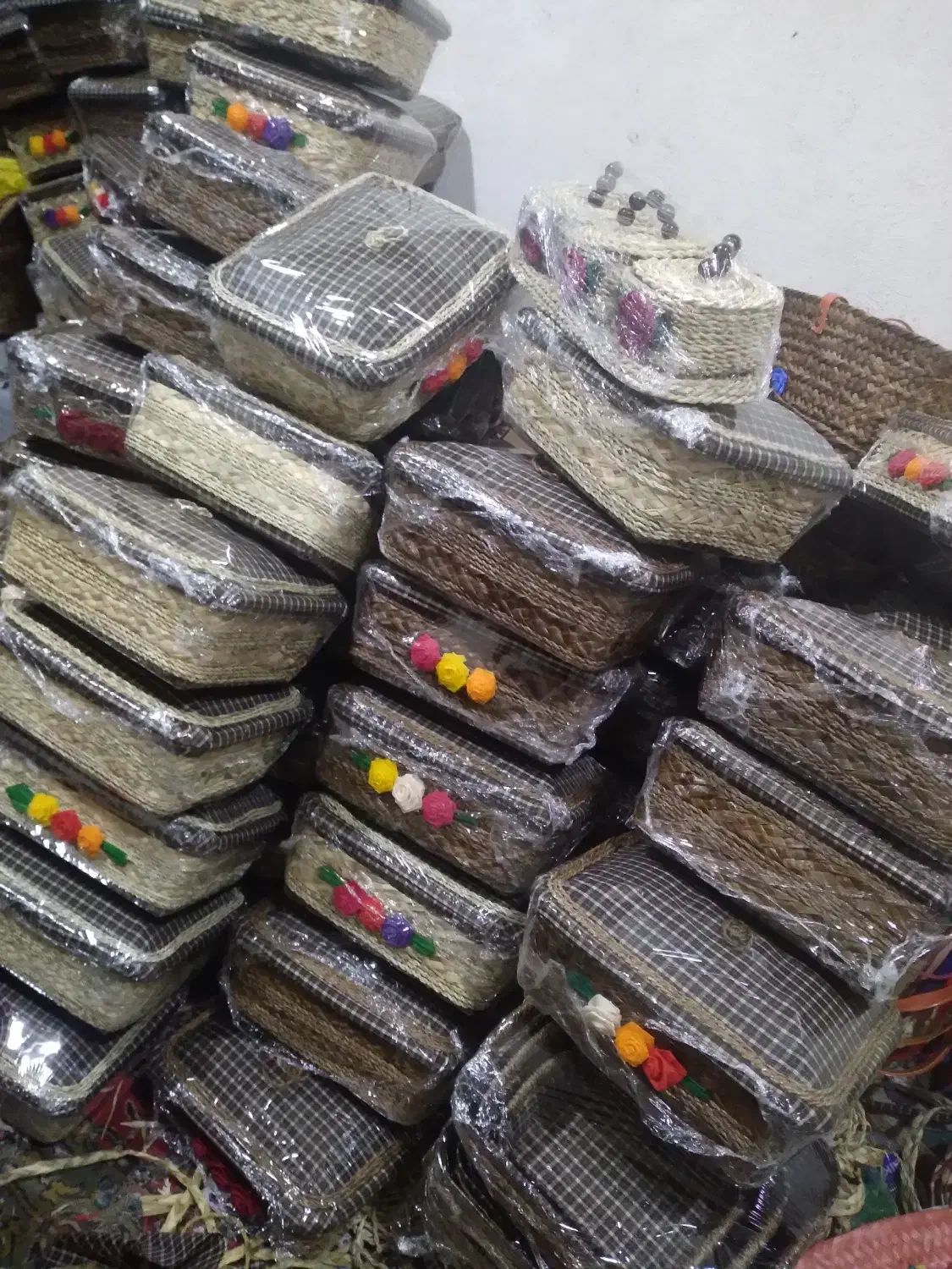 فروش ویژه صنایع دستی|صنایع دستی و سایر لوازم تزئینی|رشت, پل تالشان|دیوار