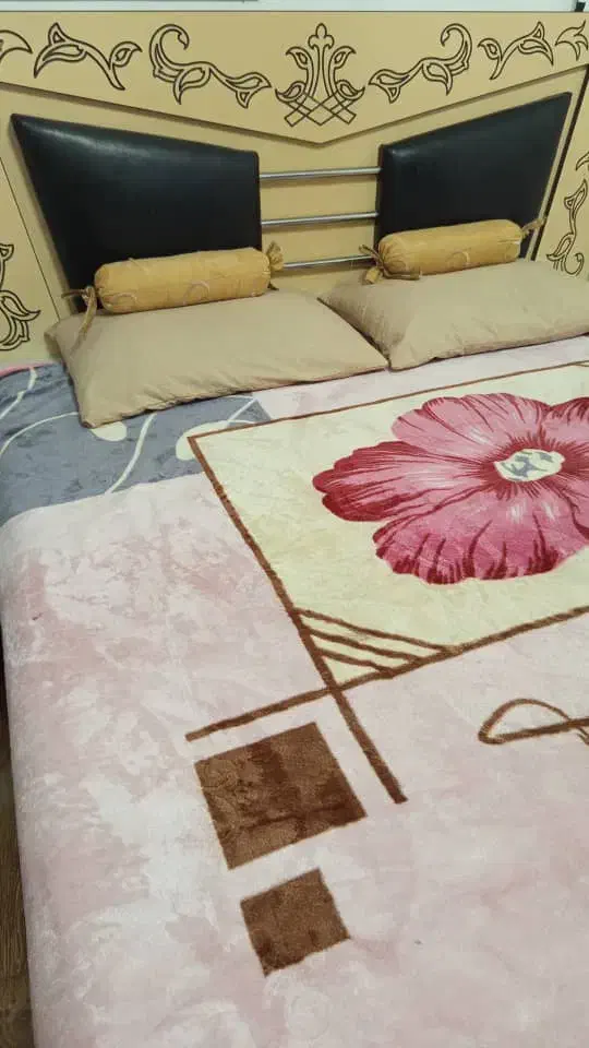 کارکرده|تخت و سرویس خواب|آستانه اشرفیه, |دیوار