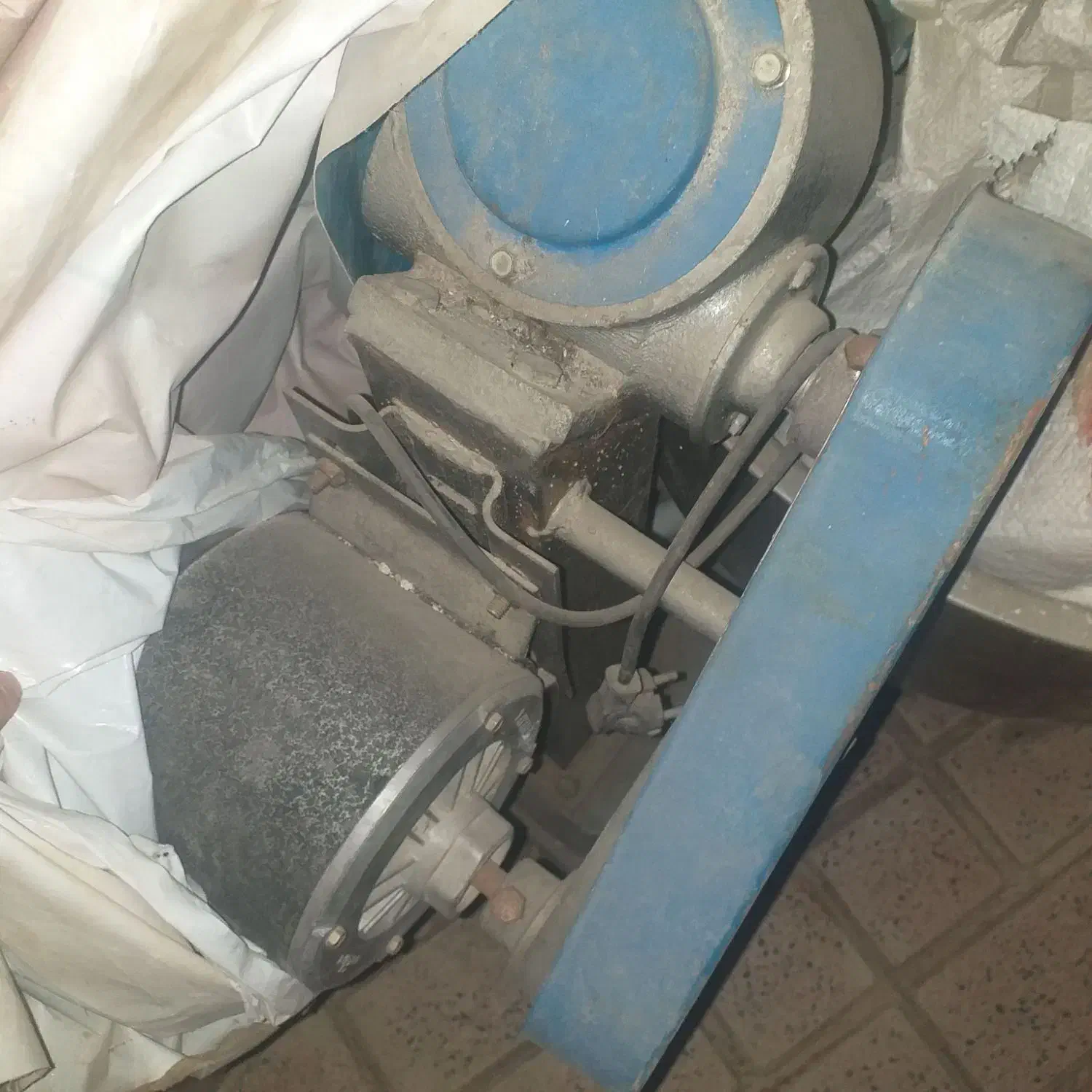 دستگاه خمیر گیر|فروشگاه و مغازه|رزن, |دیوار