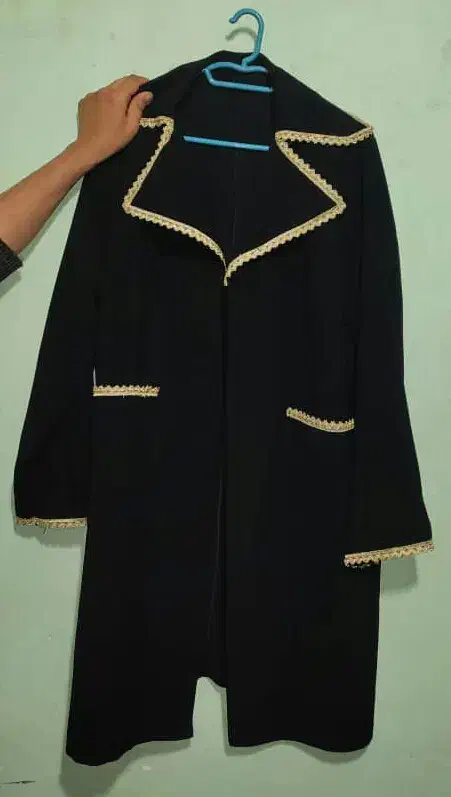 حراج مانتو مشکی جنس عالی 600ت|لباس|شیراز, زرهی|دیوار