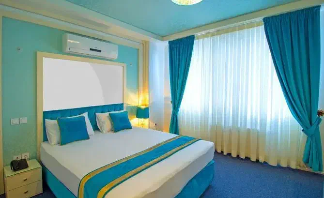 تور ریلی مشهد آذر ماه و دی ماه|تور و چارتر|ایلام, |دیوار