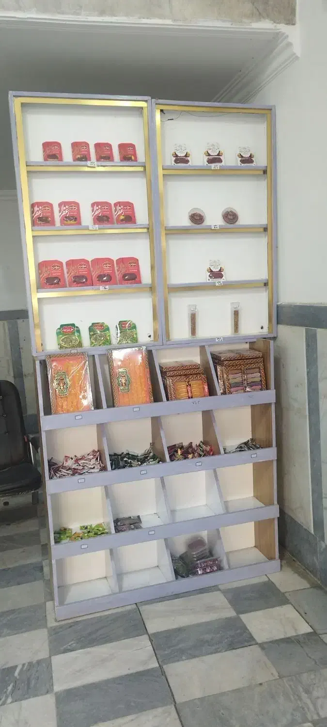 قفسه mdf و شیشه ای|کتابخانه، شلف، قفسه‌های دیواری|ارومیه, |دیوار