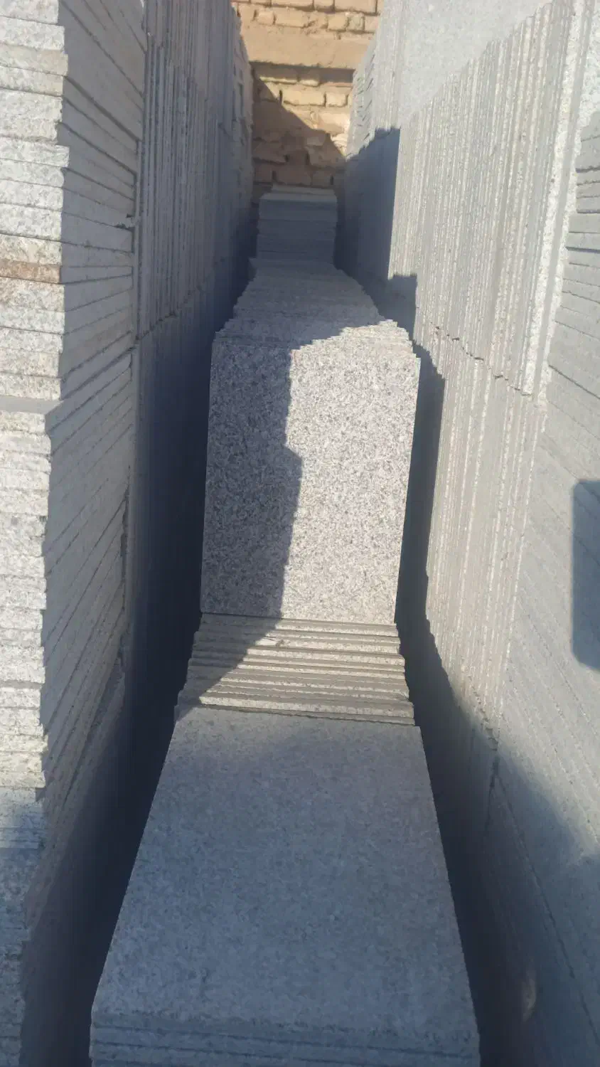 سنگ طوسی تیشه شده|مصالح و تجهیزات ساختمان|شیراز, ترمینال باربری|دیوار