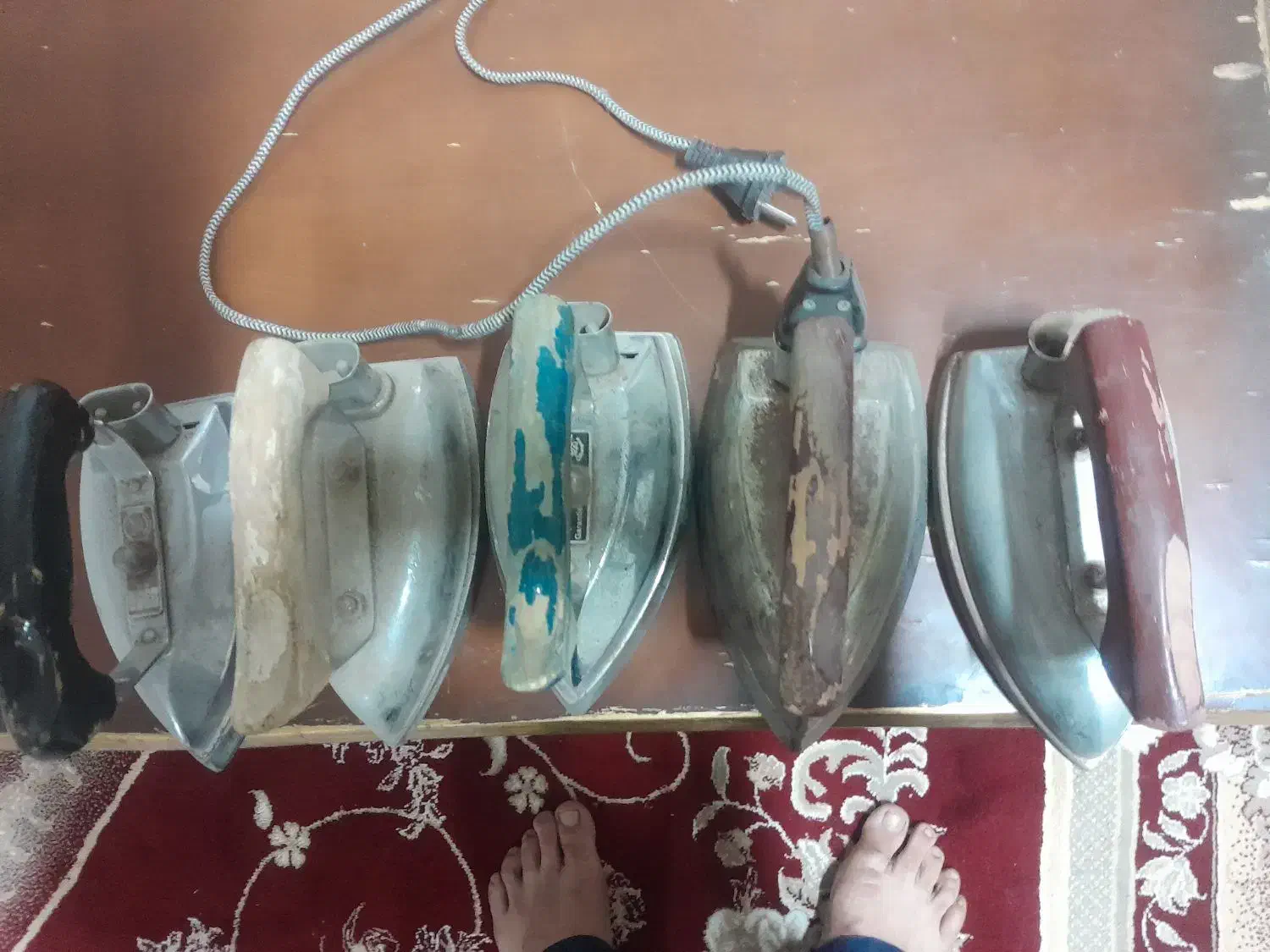 ۵عدداتوقدیمی|اتو و لوازم اتو|گناباد, |دیوار