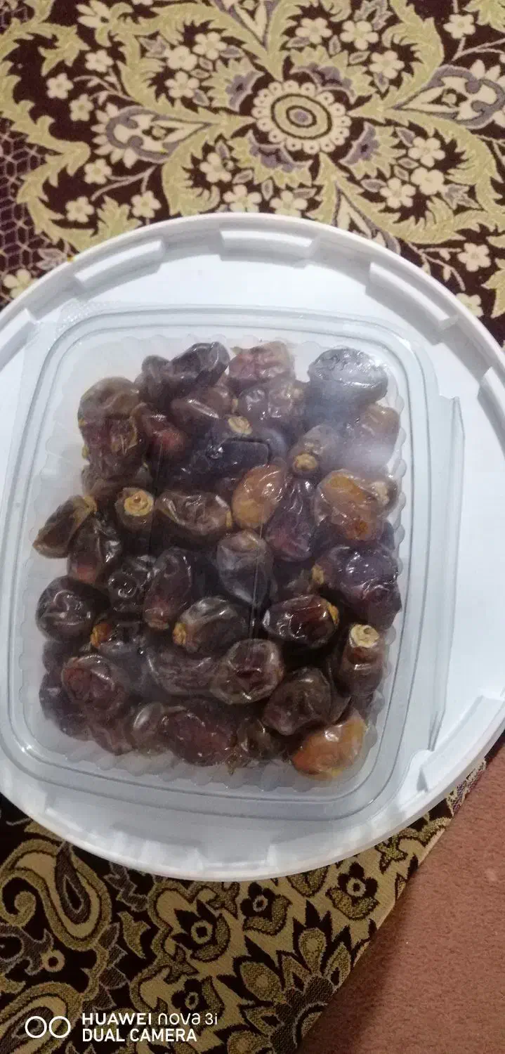 خرما برحی|خوردنی و آشامیدنی|یزد, |دیوار