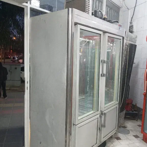 یخچال قصابی|یخچال و فریزر|قم, نیروگاه|دیوار