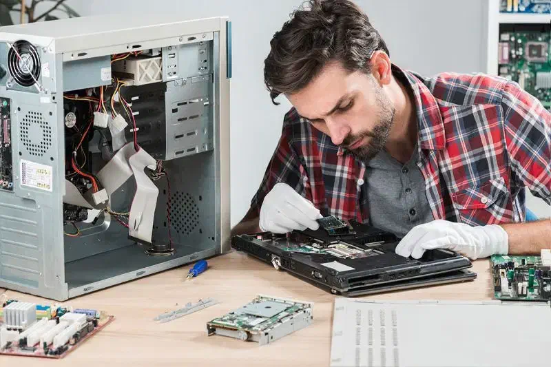 همکاری|خدمات رایانه‌ای و موبایل|بندر کنگان, |دیوار