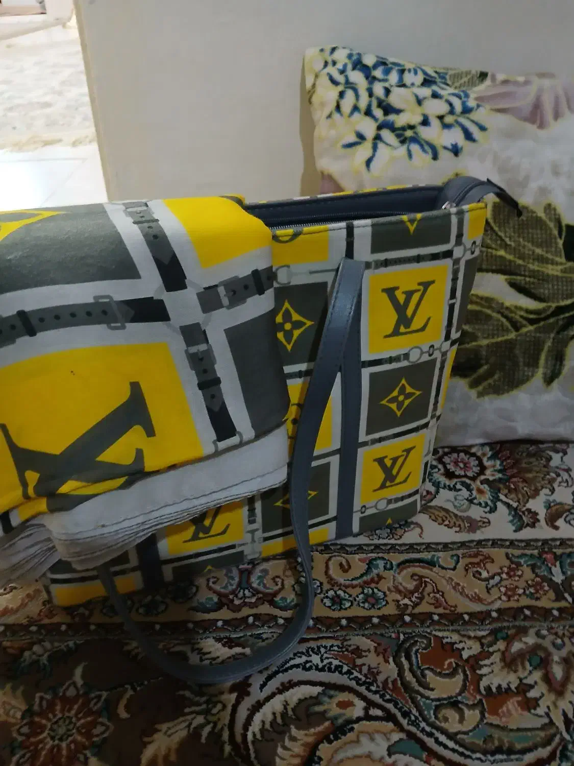 کیف و روسری|کیف، کفش، کمربند|خرم‌آباد, |دیوار