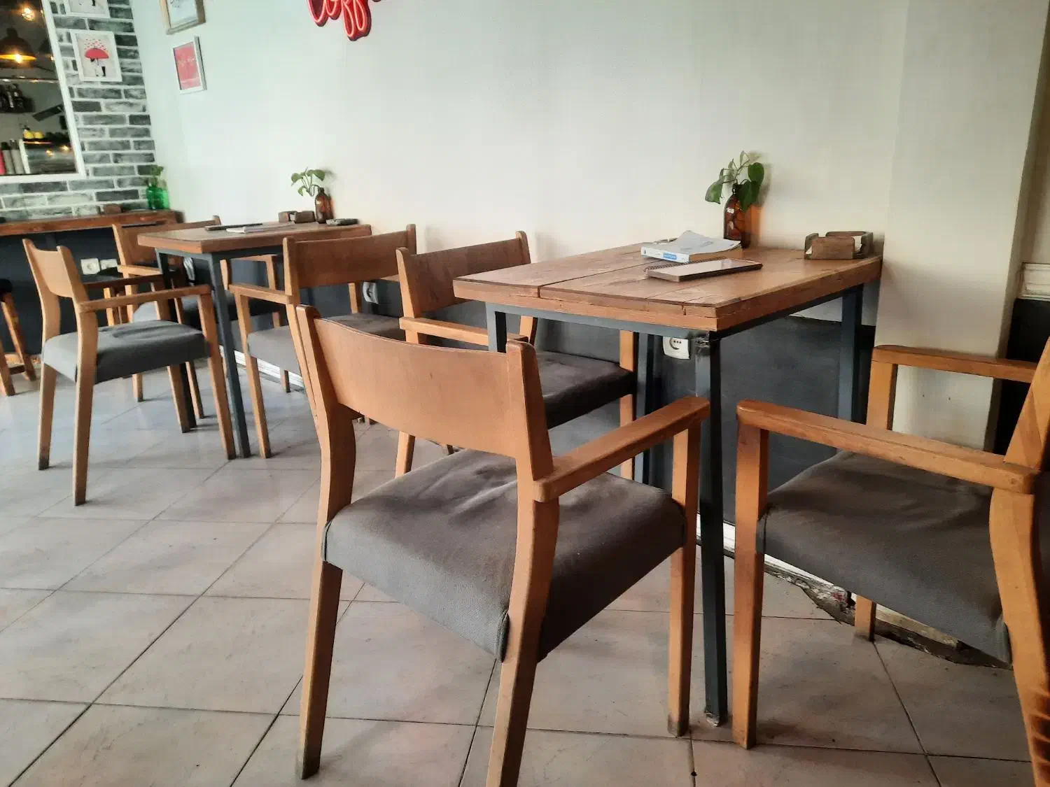 صندلی،نئون فلکسی|میز و صندلی غذاخوری|مشهد, بهشت|دیوار