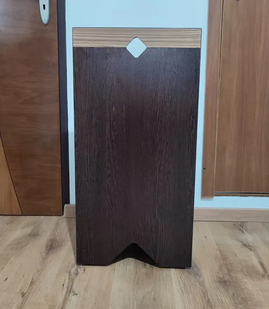 «« یک عدد صندلی بسیار بسیار مقاوم »»|صندلی و نیمکت|کرج, کوی کارمندان شمالی|دیوار