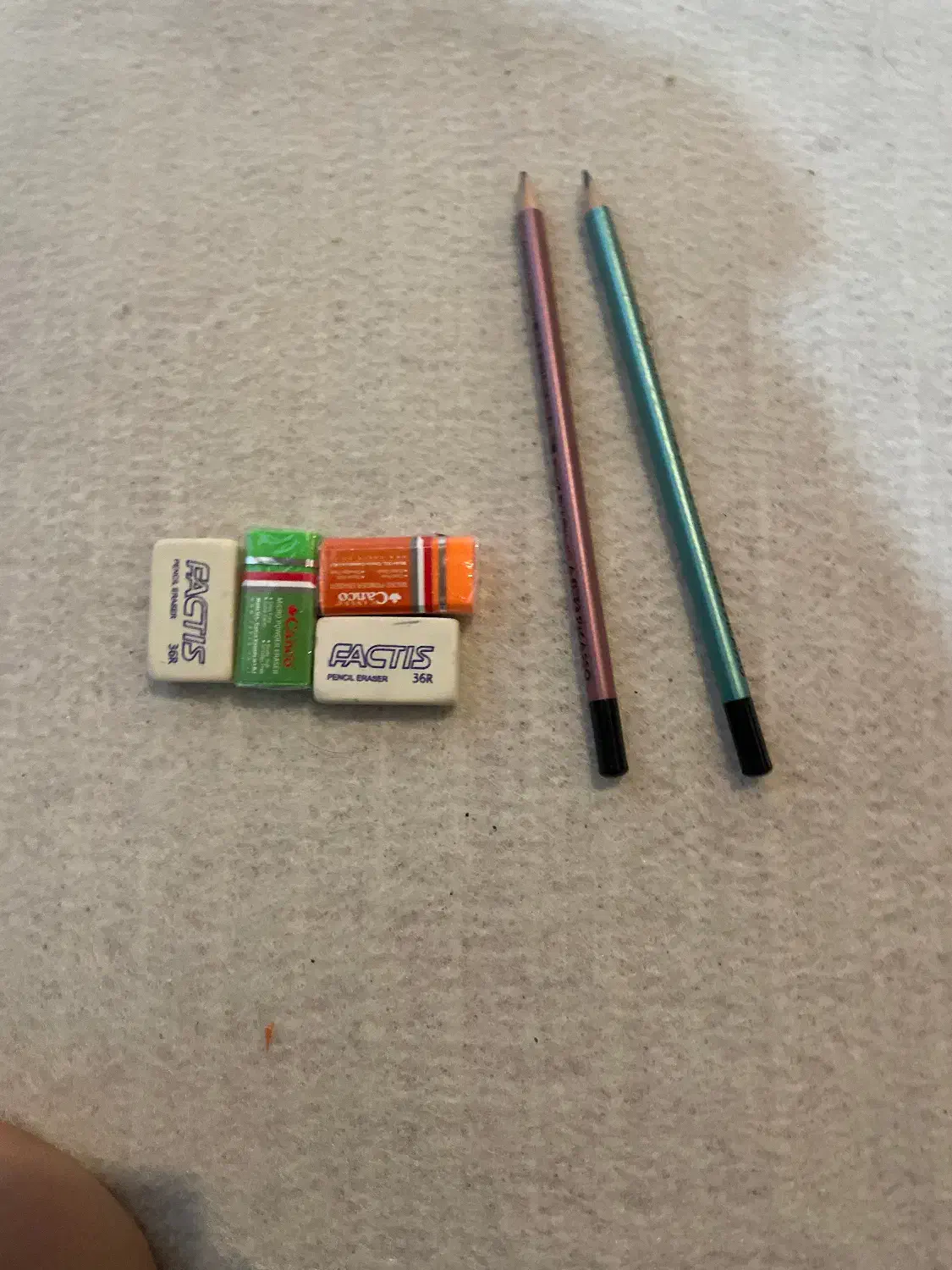 پک لوازم تحریر|لوازم التحریر|تالش, هشتپر|دیوار